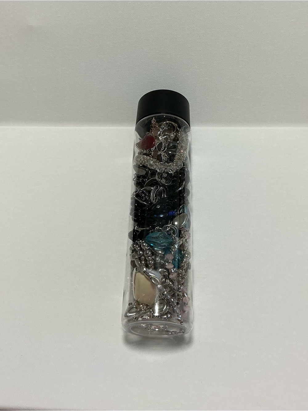 Clear Jewelry Tube Filled with 25 Mixed Costume Jewelry Multicolor Items. - Picture 11 of 15